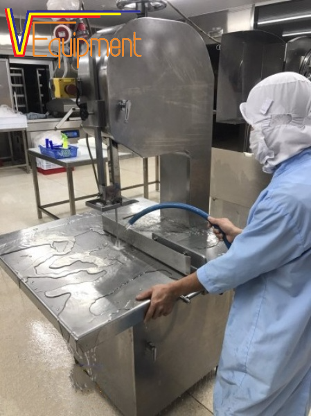 MÁY CƯA CÁ AKIYAMA