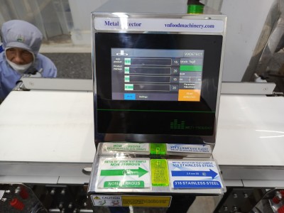 Máy dò kim loại VN-4015